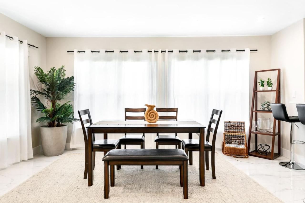 Modern Bungalow Near Wilton Drive I Pool Table Fort Lauderdale Kültér fotó