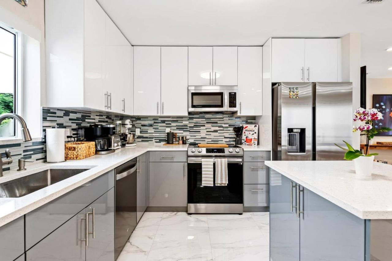 Modern Bungalow Near Wilton Drive I Pool Table Fort Lauderdale Kültér fotó